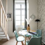 Rent 1 bedroom apartment of 350 m² in Lyon