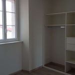 Appartement de 55 m² avec 3 chambre(s) en location à Amendeuix-Oneix