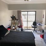 Rent a room of 32 m² in Cape Town