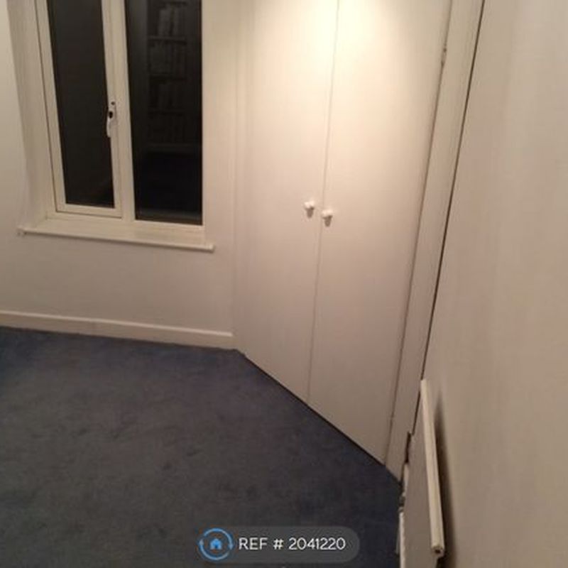 Room to rent in Copsewood Road, Watford WD24