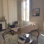 Rent 2 bedroom apartment of 93 m² in Nîmes