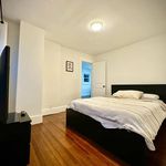 Rent a room of 145 m² in Hamden
