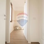 Rent 3 bedroom apartment of 100 m² in Desio