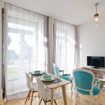 Rent 1 bedroom apartment of 32 m² in Porto