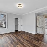 Rent 2 bedroom apartment of 1263 m² in Norwalk