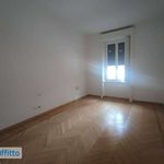 Rent 2 bedroom apartment of 76 m² in Milan