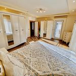 Rent 6 bedroom house of 380 m² in Antalya