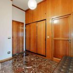 Rent 6 bedroom apartment of 198 m² in Milano