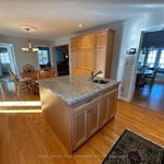 Rent 3 bedroom apartment of 7165 m² in Ontario