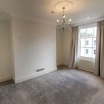Rent 4 bedroom apartment in Leamington Spa