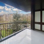 Rent 2 bedroom apartment of 43 m² in Versailles