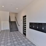 Rent 3 bedroom apartment of 102 m² in Los Angeles