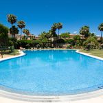 Rent 3 bedroom house of 200 m² in Riviera del sol