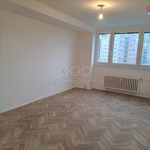 Pronajměte si 2 ložnic/e byt o rozloze 61 m² v Bruntál
