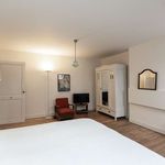 Rent a room of 500 m² in Sint-Joost-ten-Node