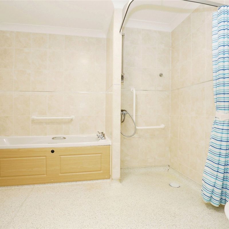 apartment, for rent at 25a High Street Banbury Oxfordshire OX16 5EG, United Kingdom