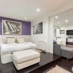 Rent 1 bedroom apartment of 484 m² in Bilbao