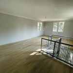 Rent 3 bedroom house of 2 m² in İzmir
