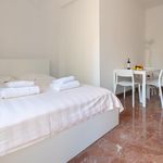 Rent 4 bedroom apartment in Florence