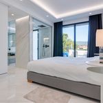 Rent 4 bedroom apartment of 327 m² in Estepona