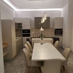 Rent 4 bedroom apartment of 127 m² in Budapest
