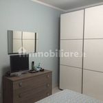 Affitto 5 camera appartamento di 146 m² in Olbia