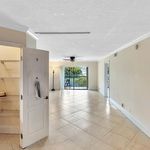 Rent 3 bedroom apartment of 1347 m² in Delray Beach