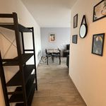 Rent 2 bedroom apartment of 45 m² in Le Pradet