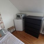 Rent 1 bedroom apartment of 12 m² in Saint-Quentin