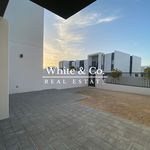 Rent 3 bedroom house of 180 m² in Dubai