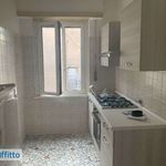 Rent 4 bedroom apartment of 100 m² in Roma
