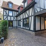 Rent 3 bedroom house of 320 m² in Knokke