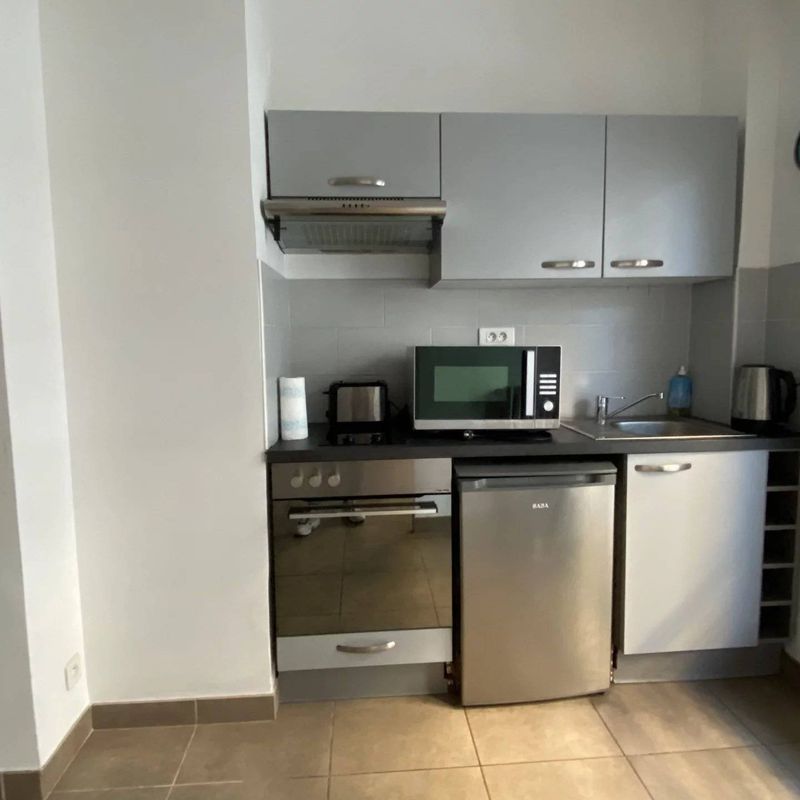 Rental apartment Nice, 2 rooms, 1 bedroom, 44.37 m², €850 / Month (Fees included)