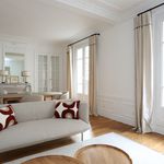 Rent 2 bedroom apartment of 86 m² in Paris 8 - Rue du Rocher