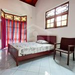 Rent 8 bedroom house of 371 m² in Kaduwela