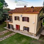 Rent 5 bedroom house of 315 m² in Capalbio