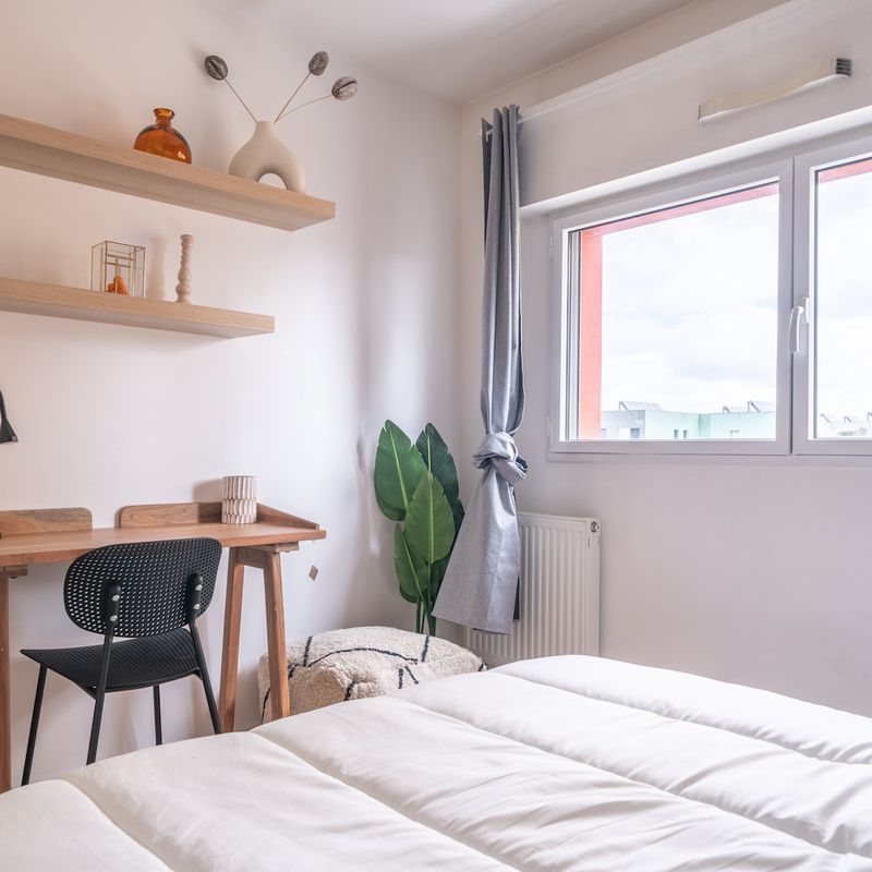 Move into this 12 m² room for rent in a coliving space in Nantes reze