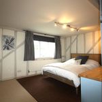 Rent 6 bedroom house in Godalming