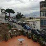 Affitto 6 camera appartamento di 270 m² in Napoli