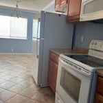 Rent 3 bedroom apartment of 101 m² in Sacramento