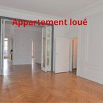 Appartement de 293 m² avec 3 chambre(s) en location à Champs-Elysées, Madeleine, Triangle d’or