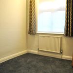 Rent 3 bedroom flat in Bromley