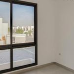 Rent 3 bedroom house of 188 m² in Dubai