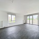 Rent 4 bedroom apartment of 81 m² in Melun