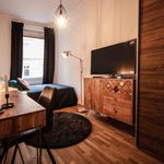 Rent a room of 100 m² in Stuttgart