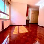 Rent 5 bedroom apartment of 153 m² in Madrid