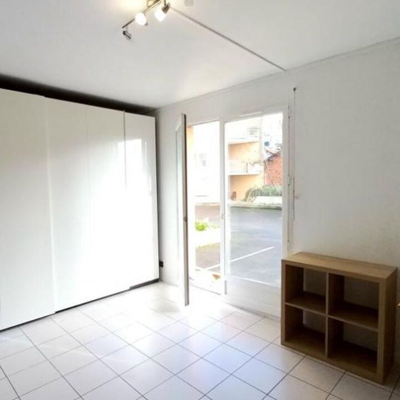Location appartement 1 pièce 28 m² Conflans-Sainte-Honorine (78700)
