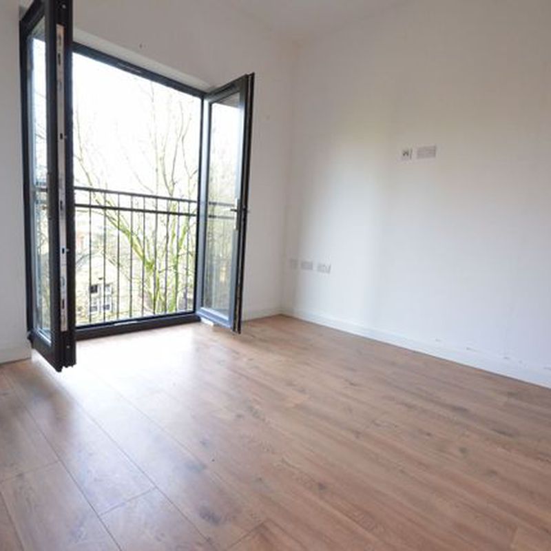 Flat to rent in North West House Bank Parade, Burnley, Lancashire BB11