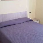 Rent 4 bedroom apartment of 40 m² in Margherita di Savoia
