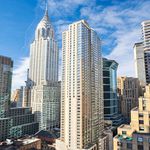 Rent 2 bedroom apartment of 93 m² in New York